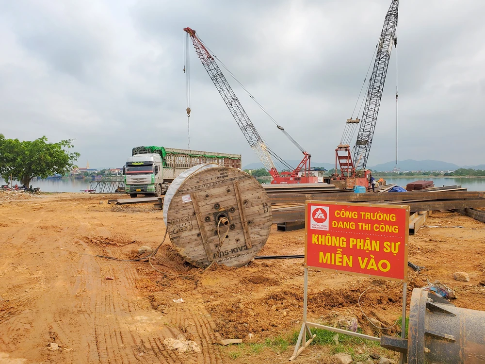 Khu vực thi công cao tốc Bắc-Nam đoạn qua địa phận xã Quảng Hải, TX Ba Đồn. Ảnh: BẢO THIÊN