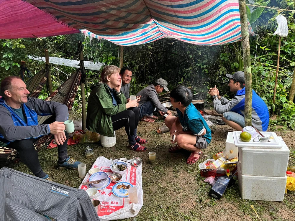 Chuyến khám phá hang động của BCRA kéo dài trong ba tuần. Ảnh: BCRA