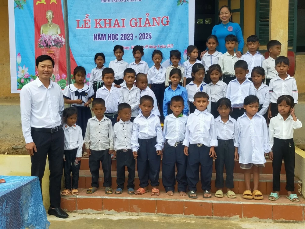 Điểm trường Cha Cáp có ba lớp gồm: Lớp 1 ghép lớp 2, lớp 3 và lớp 4 ghép lớp 5. Ảnh: GVCC