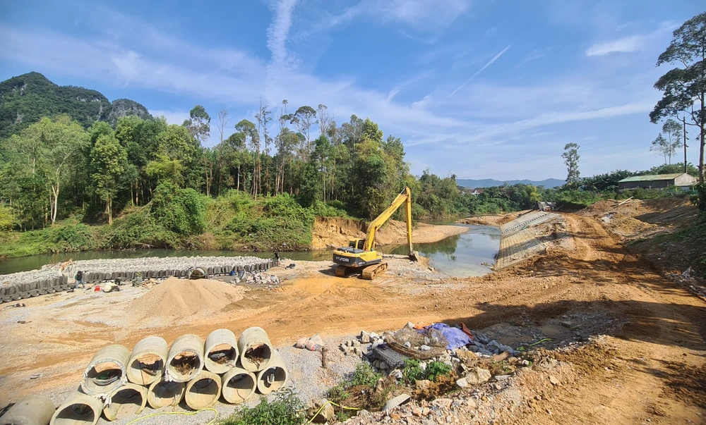 quang-binh-85-diem-de-sat-lo-mua-mua-bao (2).jpg