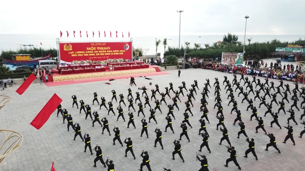 Hơn 1.200 vận động viên tham gia Hội thao lực lượng CAND