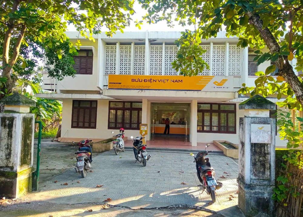 Xin lỗi người dân và cho nghỉ việc nhân viên bưu điện ăn bớt tiền trợ cấp của người khuyết tật