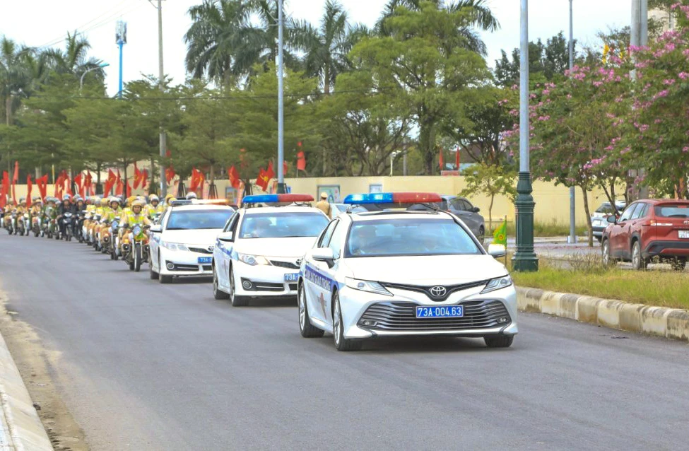 Công an tỉnh Quảng Bình ra quân trấn áp tội phạm