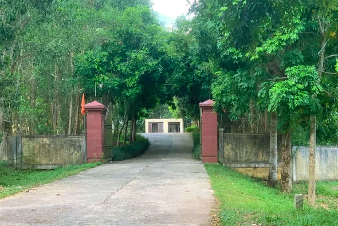 khoa-tay-cap-doi-hon-20-nam-di-khap-ca-nuoc-de-trom-cap-tai-san (2).jpg