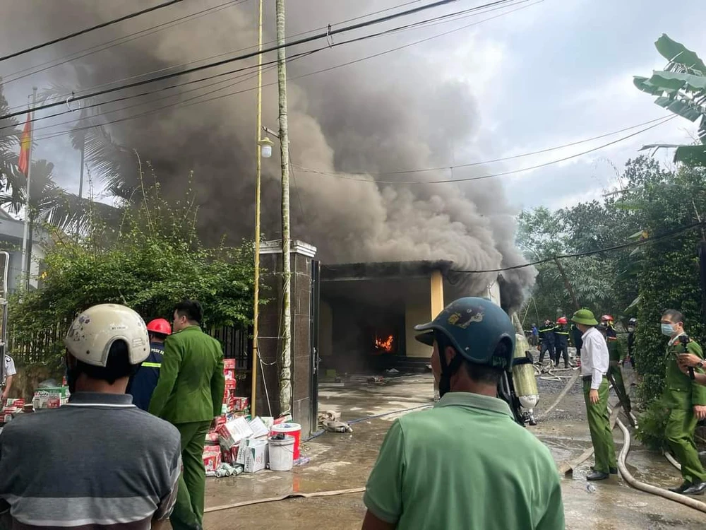 Cháy quán karaoke ở Quảng Bình