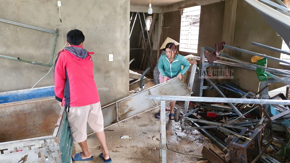 Can-nha-bi-song-lu-danh-sap (2).jpg