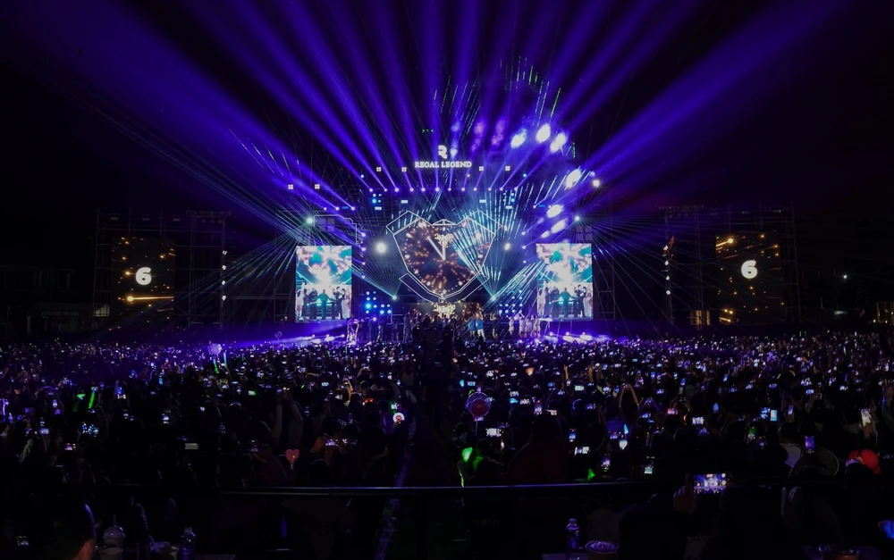 Nhiều ca nghệ sĩ nổi tiếng ‘đổ bộ’ đến Quảng Bình trong dịp chào đón năm mới 2025