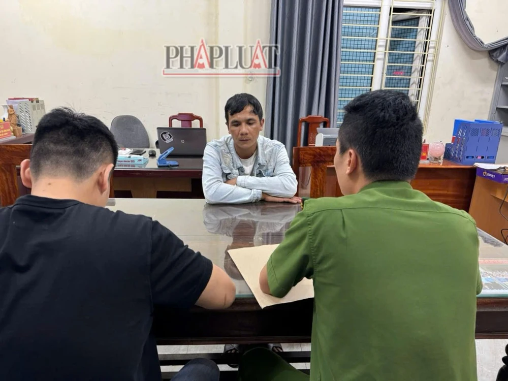 Bắt người đàn ông chuyên cướp giật tài sản của học sinh ở Quảng Bình