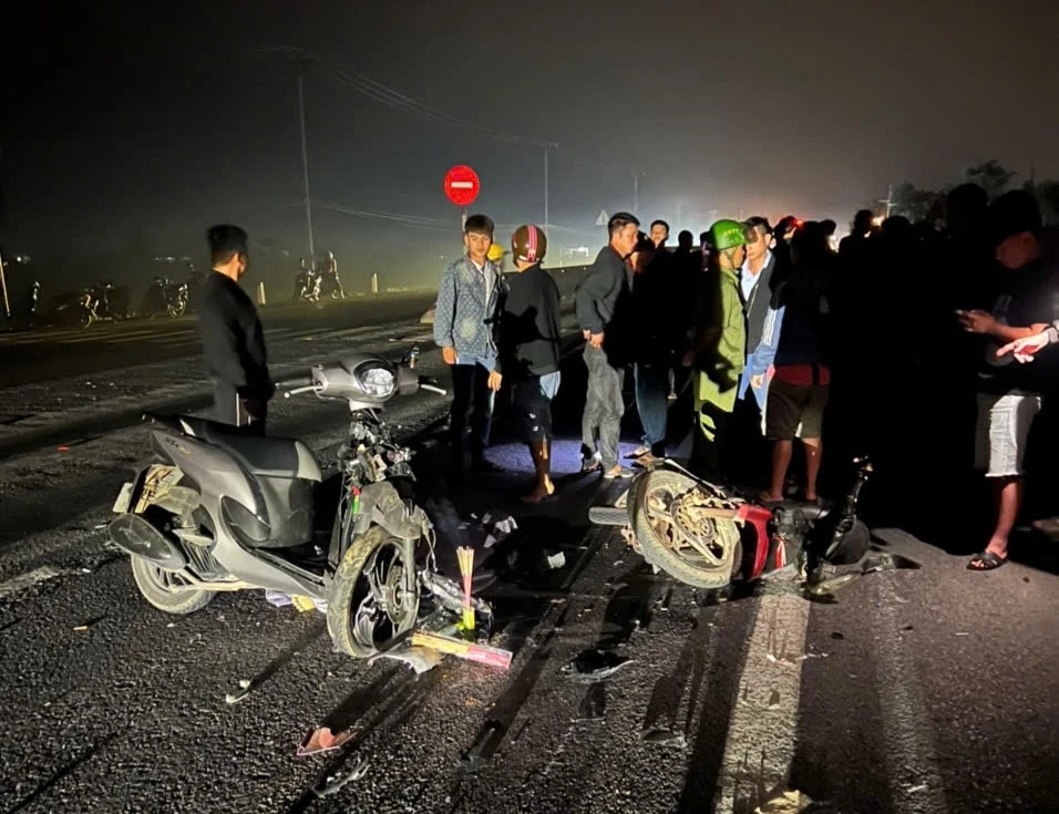 3 người thương vong sau cú va chạm giữa 2 xe máy trên Quốc lộ 1A