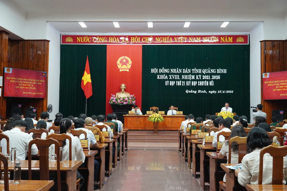 100% đại biểu HĐND tỉnh Quảng Bình tán thành việc sáp nhập với Quảng Trị