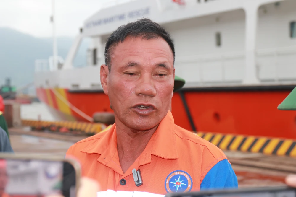 11-thuyen-vien (4).jpg