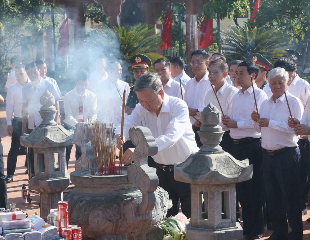 tong-bi-thu-to-lam (3).JPG