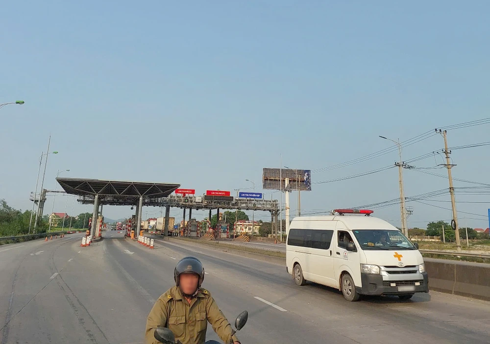 Thống kê ô tô của cán bộ tỉnh Quảng Trị cũ để đề xuất giảm phí BOT