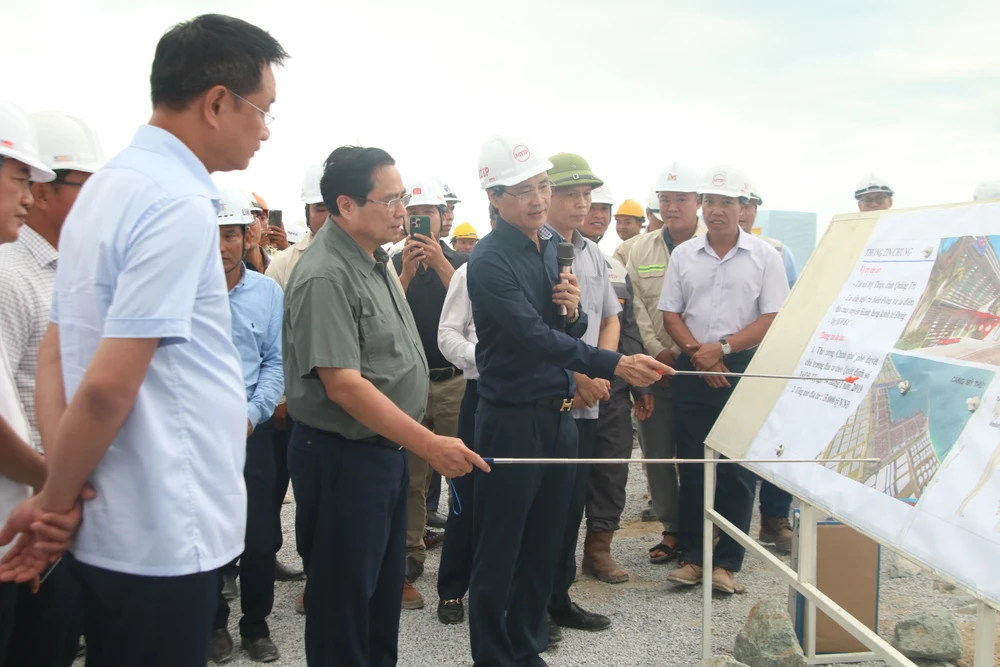 thu-tuong-pham-minh-chinh-kiem-tra-tien-do (3).JPG