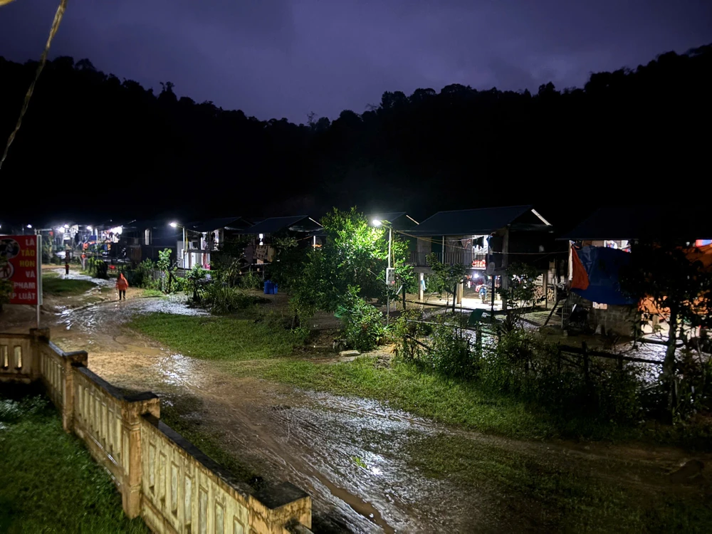 cong-ty-dien-luc-quang-tri-cap-dien-nguoi-dan (3).jpg