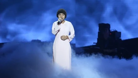 Xuống tóc để đi thi hát? ảnh 1