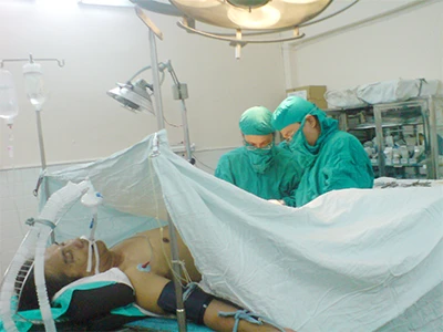 Thương vợ, nhiều ông chồng đi 'thiến' ảnh 1