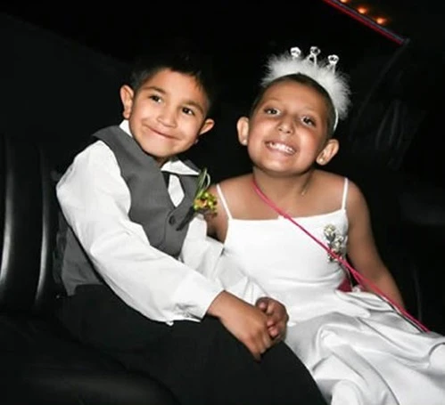 Những cặp vợ chồng ‘có một không hai’ trên thế giới - Ảnh 4