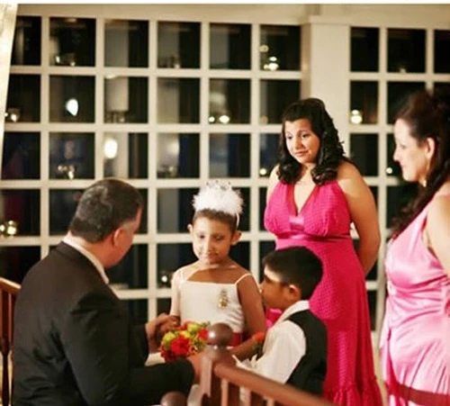 Những cặp vợ chồng ‘có một không hai’ trên thế giới - Ảnh 3