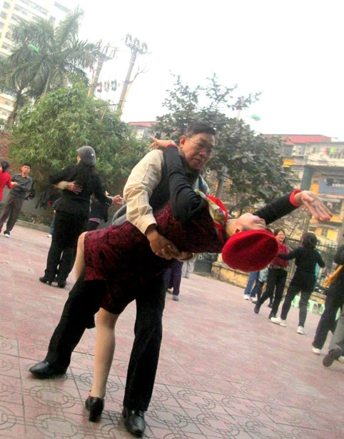 khiêu vũ, u50, u60, đi nhảy