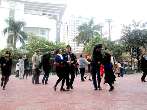 khiêu vũ, u50, u60, đi nhảy