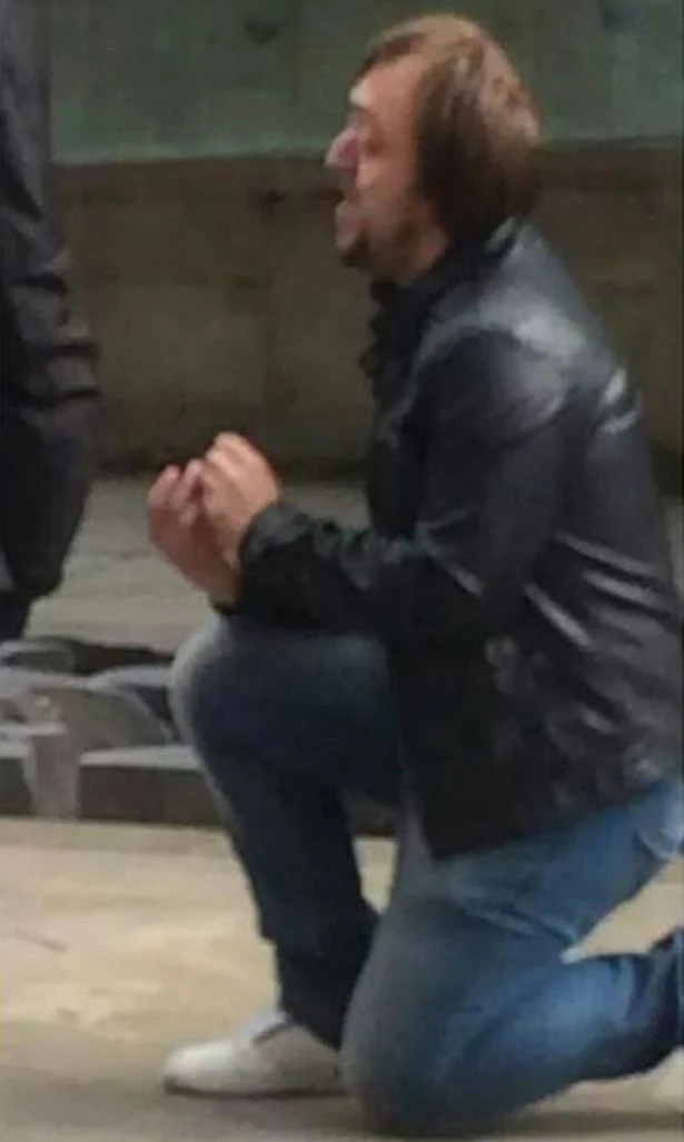 Steve cầu hôn Vicky