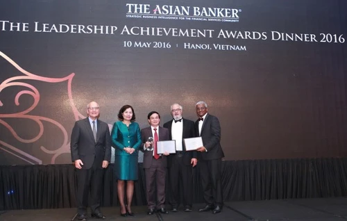 Tổng Giám đốc MB nhận giải thưởng “Thành tựu lãnh đạo” ảnh 1