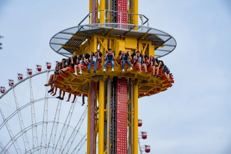 Khoảnh khắc không nên bỏ lỡ tại Lễ hội đèn lồng Asia Park ảnh 6