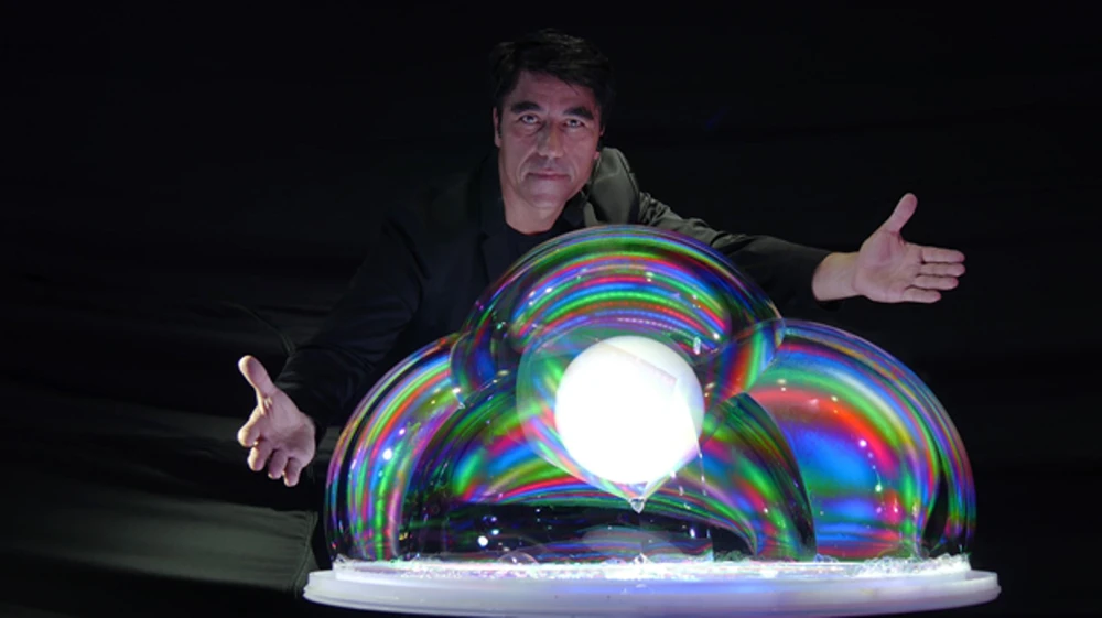 Ngập tràn cảm xúc cùng phù thủy bong bóng Fan Yang ảnh 1