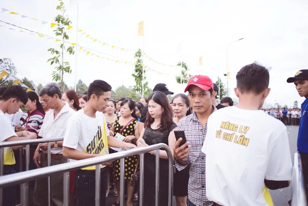 Trải nghiệm lễ hội bia cùng Sư Tử Trắng ảnh 1