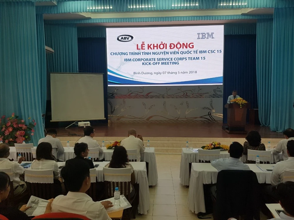 IBM: Chương trình Tình nguyện viên Quốc tế tại Bình Dương ảnh 1