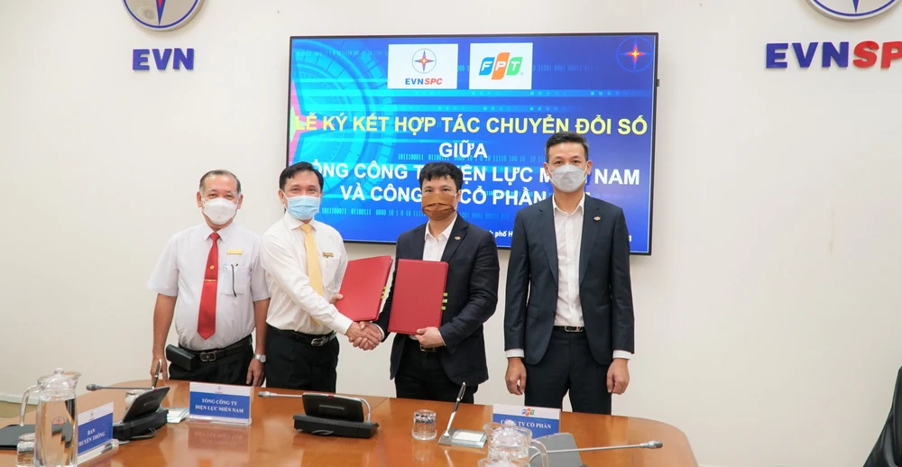 Đẩy mạnh số hóa dịch vụ điện khu vực miền Nam ảnh 1