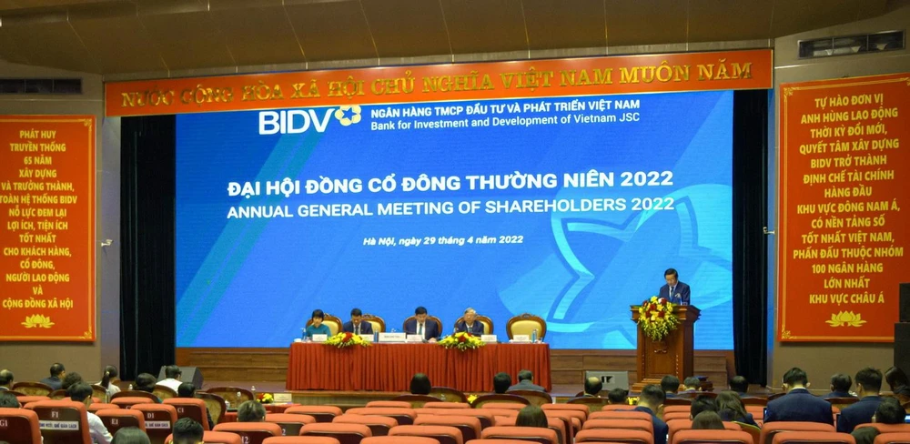 Toàn cảnh Đại hội cổ đông thường niên 2022 của BIDV. Toàn cảnh Đại hội cổ đông thường niên 2022 của BIDV.