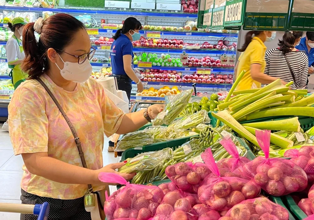 Dự án “Đồng hành cùng người Tiêu Dùng Xanh”, sẽ tập trung giải pháp hỗ trợ giá. Dự án “Đồng hành cùng người Tiêu Dùng Xanh”, sẽ tập trung giải pháp hỗ trợ giá.