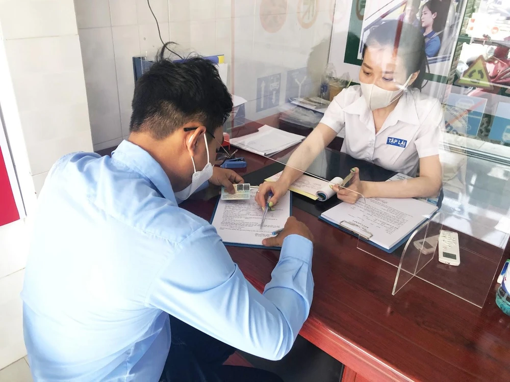 Trung tâm lái xe An Ninh có hợp đồng rõ ràng và minh bạch