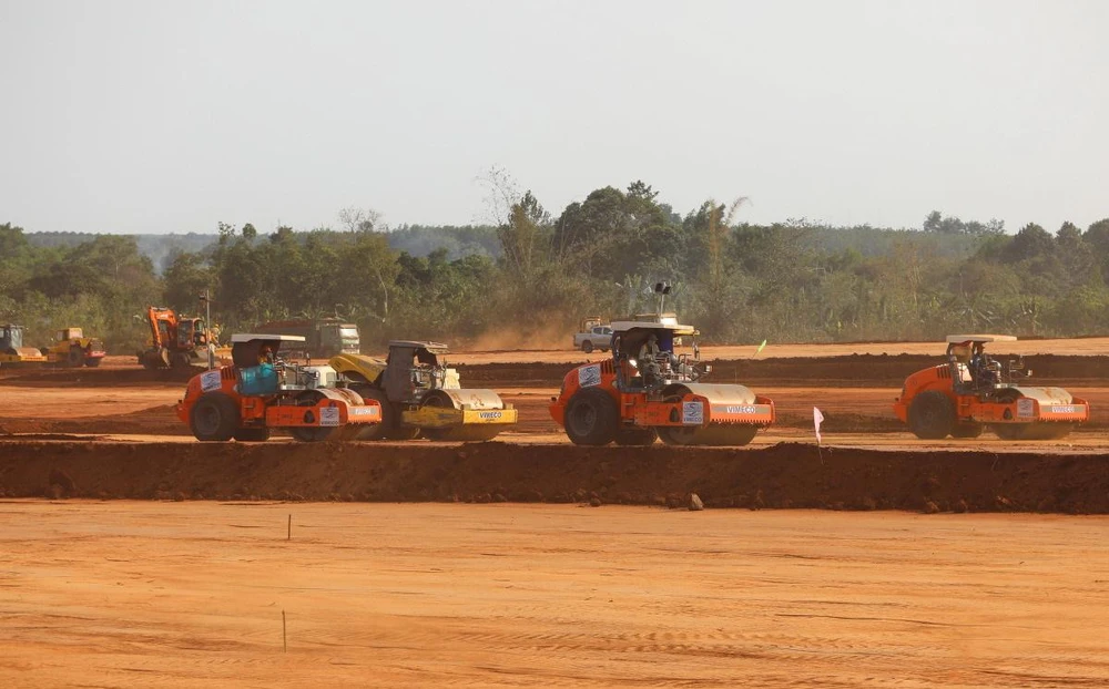 Dự án sân bay quốc tế Long Thành đang gấp rút triển khai để có thể đưa vào khai thác giai đoạn 1 vào tháng 9-2025. Ảnh:DXG