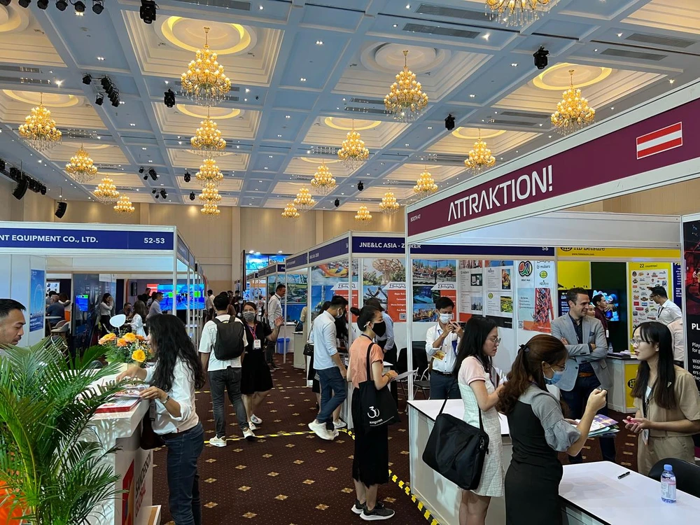 Triển lãm có 80 gian hàng tham gia đến từ hơn 20 nước trên thế giới.