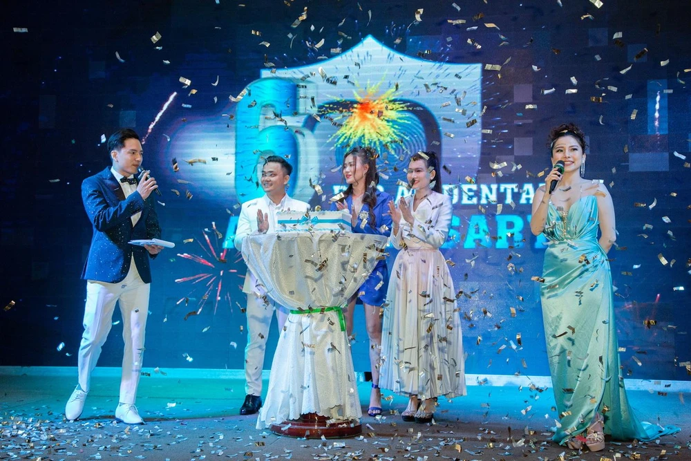 Nha khoa Bảo An tổ chức lễ kỷ niệm 6 năm thành lập. Nha khoa Bảo An tổ chức lễ kỷ niệm 6 năm thành lập.