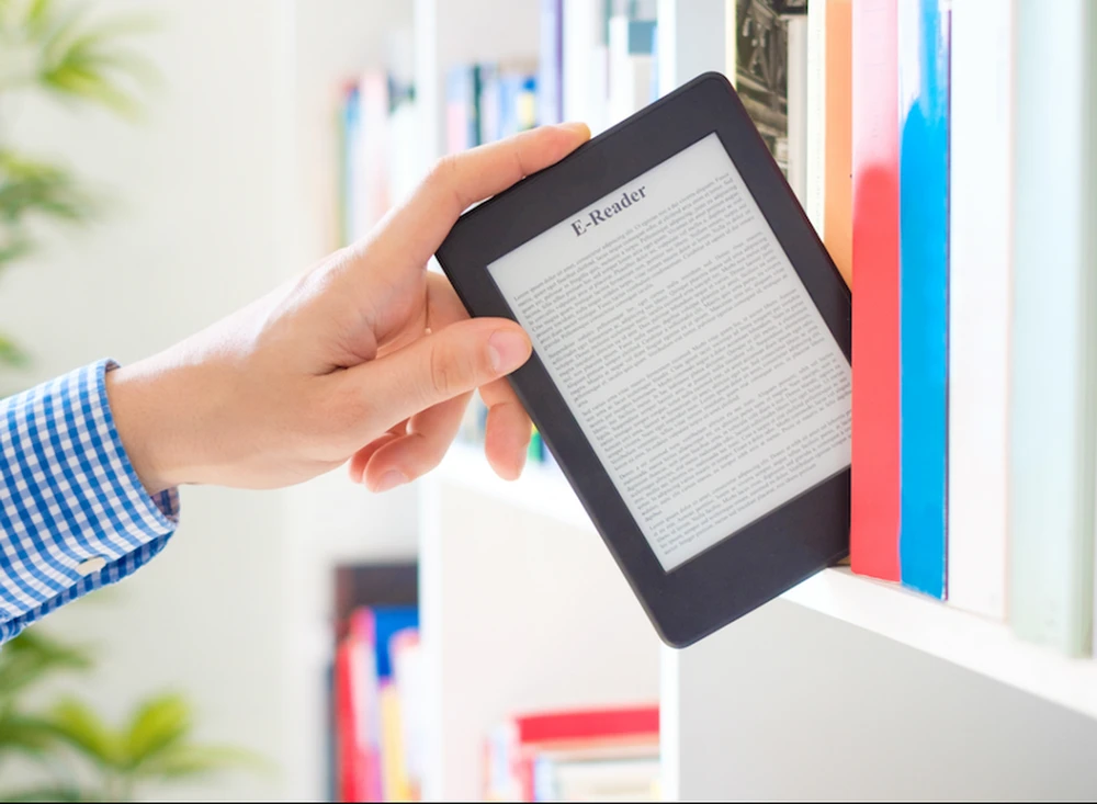 Sách điện tử "lên ngôi" trong những năm qua. Sách điện tử "lên ngôi" trong những năm qua.