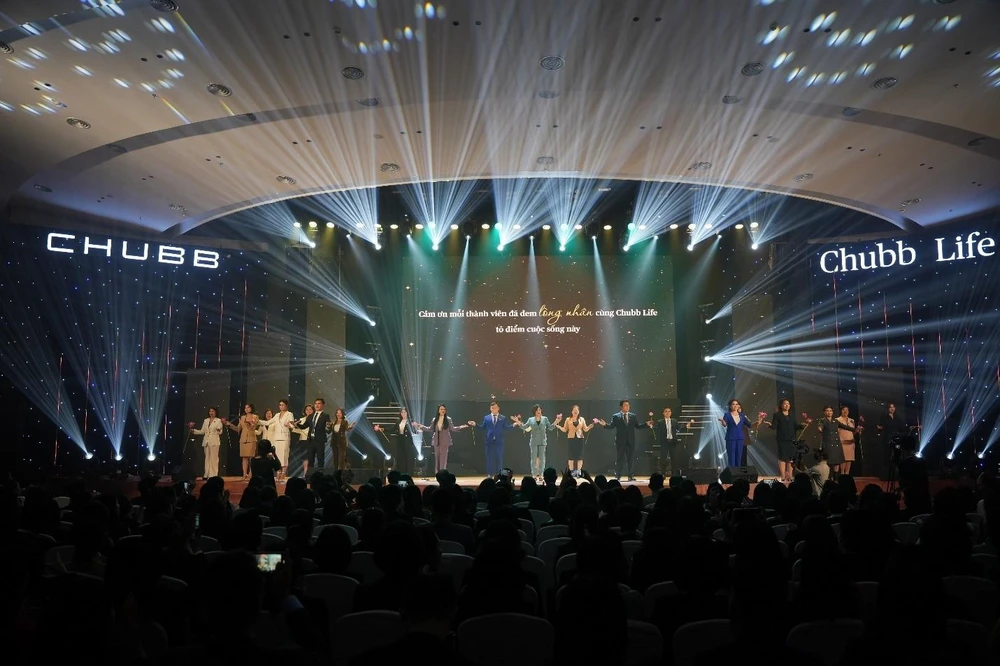 Câu chuyện truyền cảm hứng của Đội ngũ kinh doanh được lan tỏa thông qua chiến dịch “Chubb Life – Nơi lòng nhân trải bước thành công”.