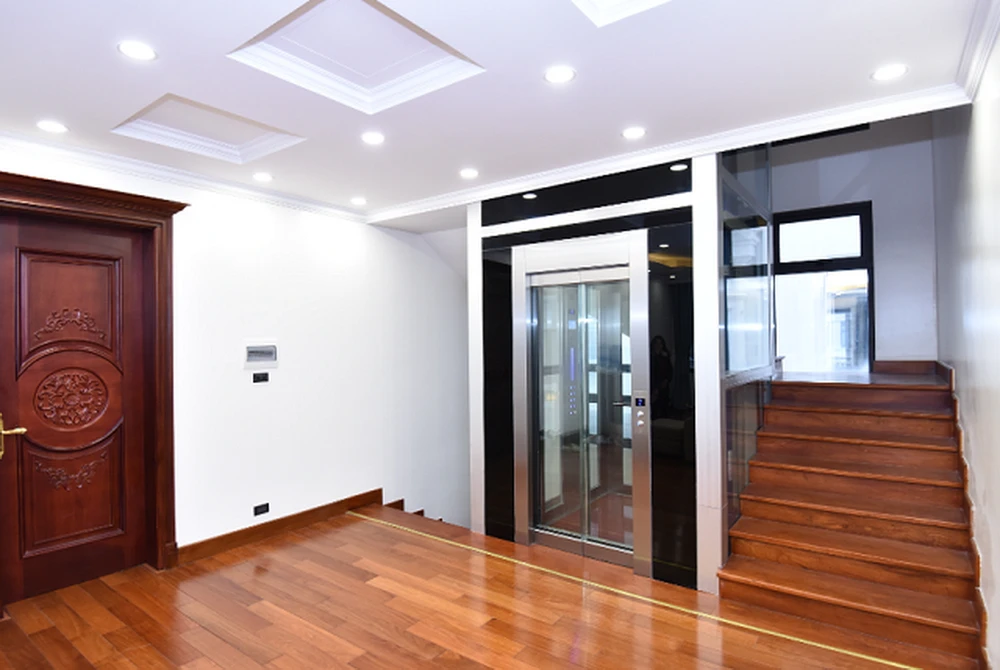 Thang máy gia đình liên doanh mini có thiết kế linh hoạt, phù hợp với không gian nhỏ