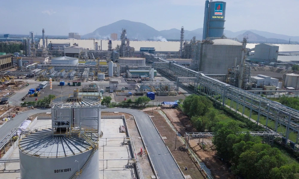 Nhà máy Đạm Phú Mỹ.