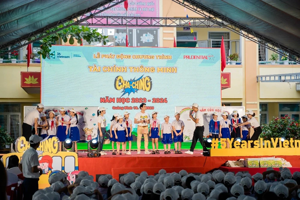 Những người thầy mang kiến thức tài chính Cha-Ching đến với trẻ em Việt