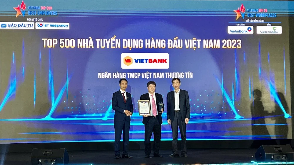 vietbank-thay.jpg