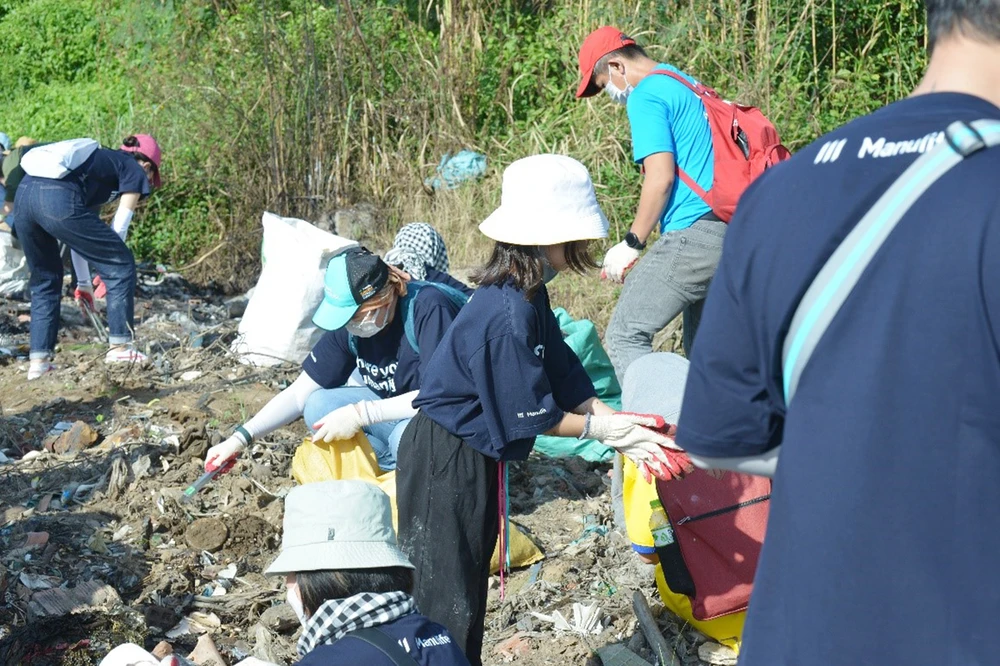 Manulife Việt Nam tổ chức tuần lễ tình nguyện vì cộng đồng