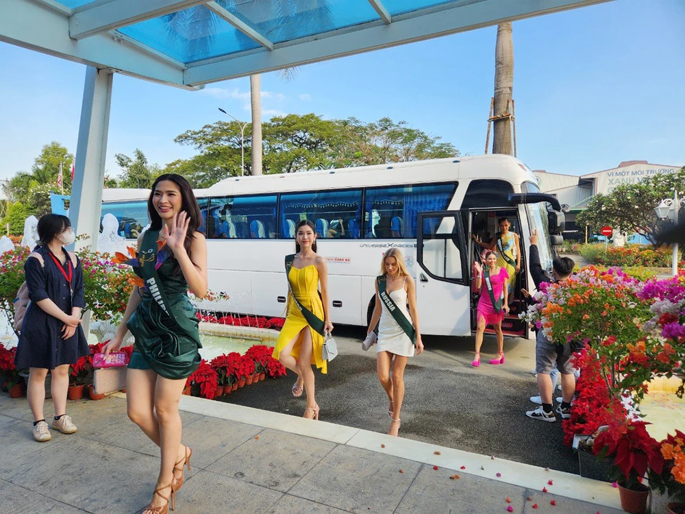 Thí sinh Hoa hậu Trái đất - Miss Earth 2023 tham quan Công ty VWS