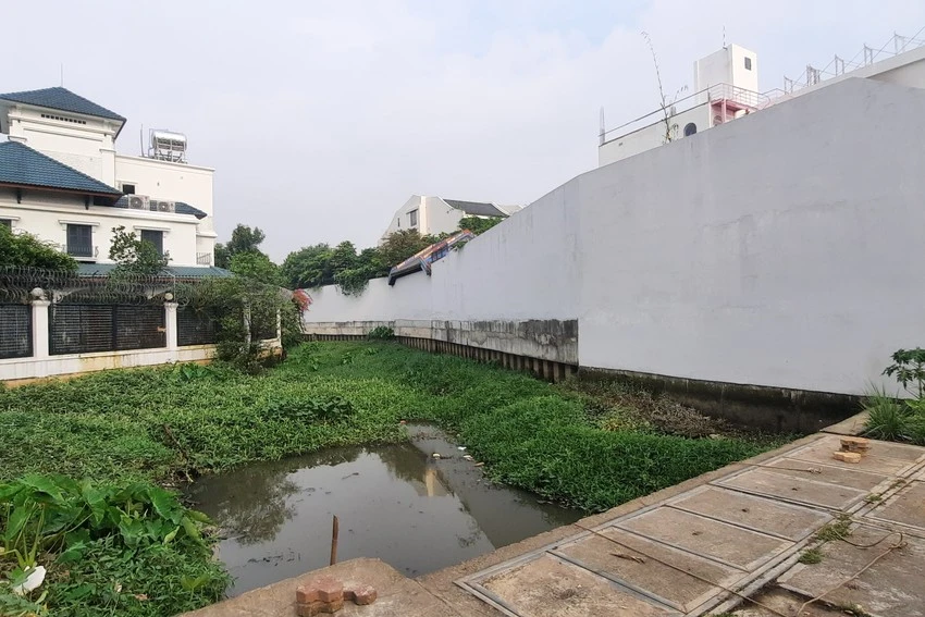 TP.HCM có hơn 100 trường hợp lấn chiếm bờ sông, kênh, rạch