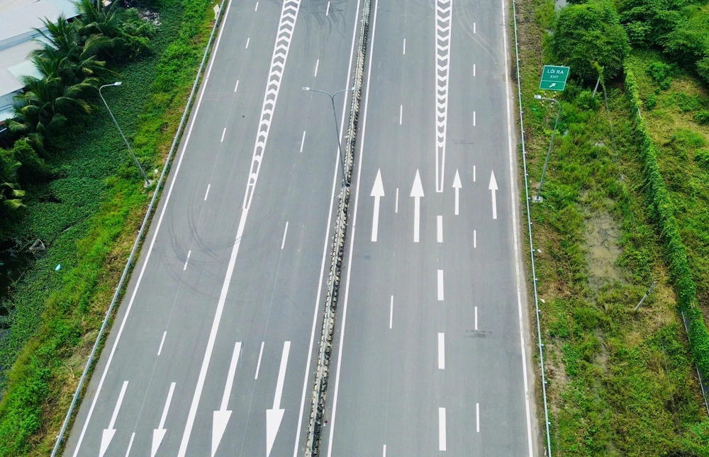 bến lức - long thành 10.jpg