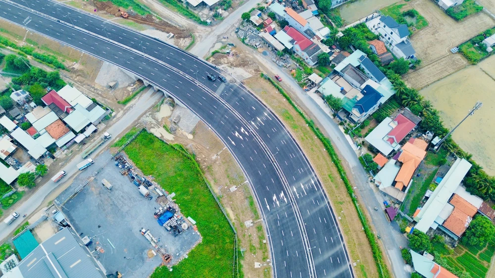 bến lức - long thành 5.jpg