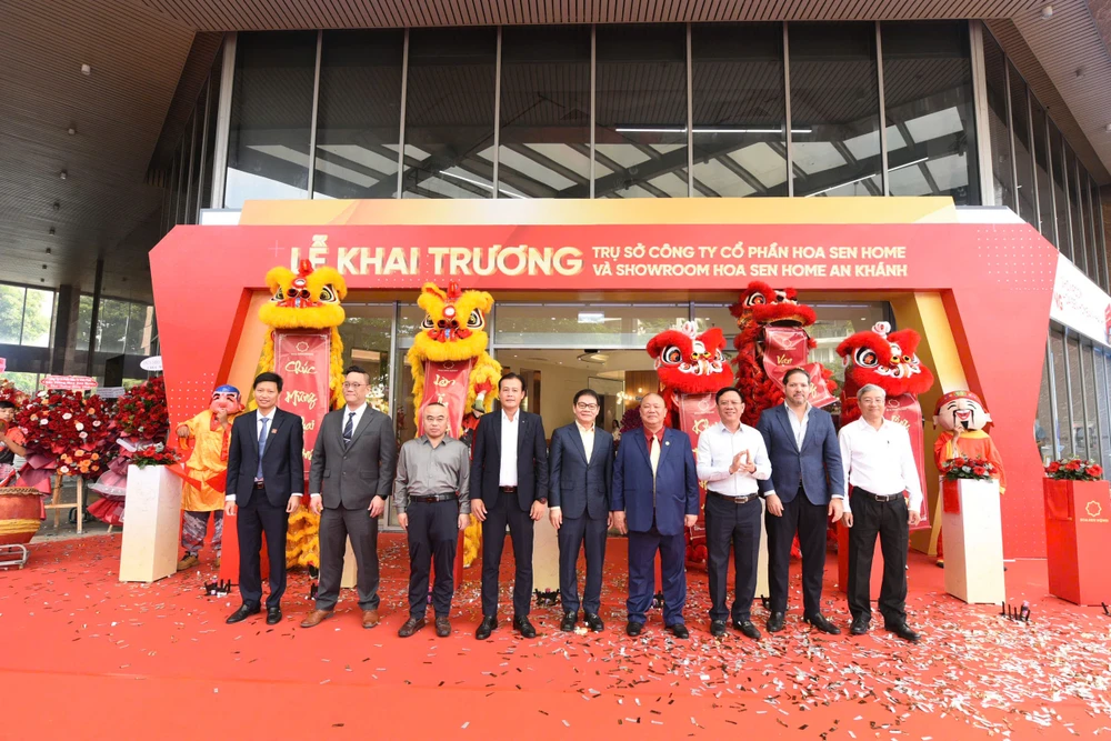 KHAI TRUONG VP HOA SEN HOME (1).jpg